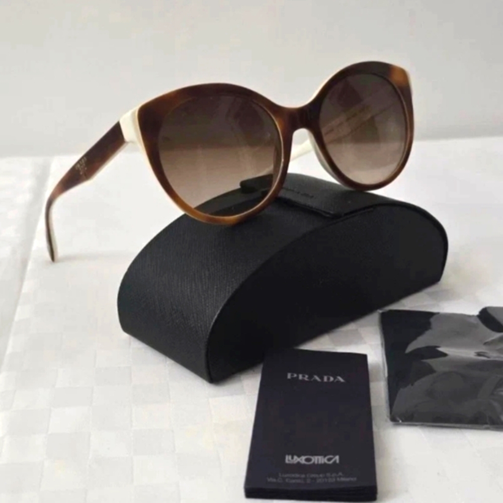 NWT Prada Sunglasses Women's Cat Eye White Brown SPR 230 NWT $399.00